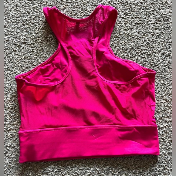 Gymshark med crop top sports bra - Picture 4 of 5